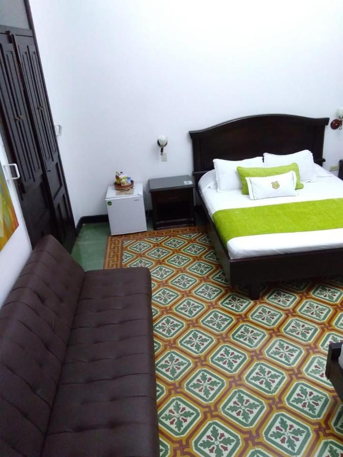 Casa Escobar Buga Otel Dış mekan fotoğraf