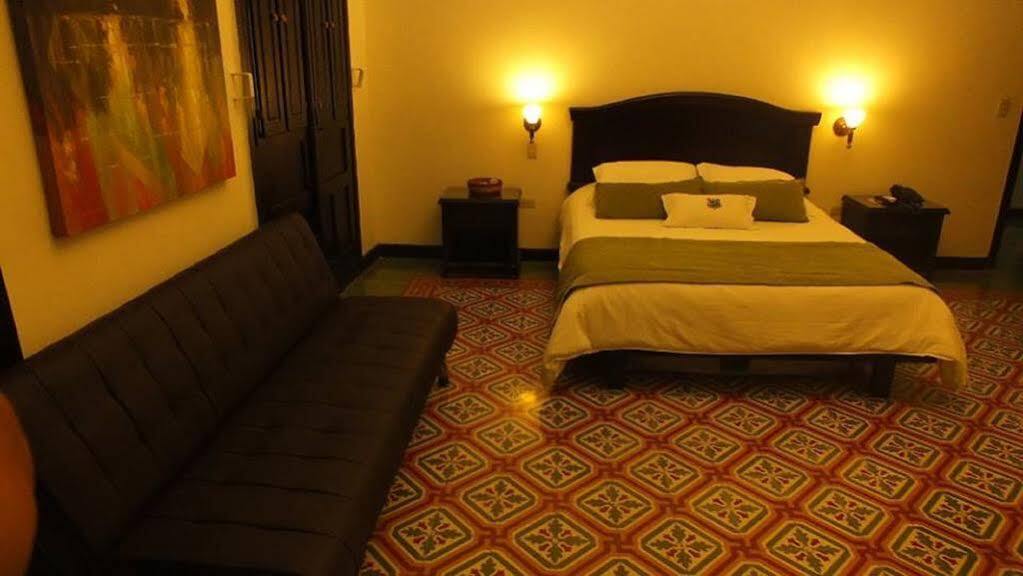 Casa Escobar Buga Otel Dış mekan fotoğraf